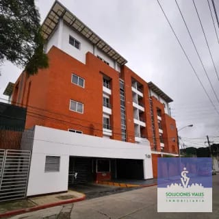 ZONA 10, ALQUILO APARTAMENTO CON TERRAZA — Apartamento en Alquiler en Zona 10, Guatemala, Ciudad — miniatura 3 de 9