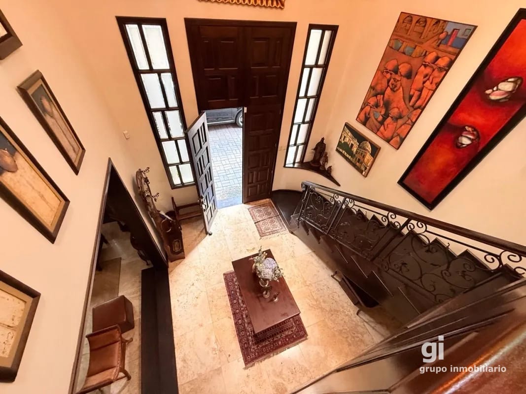 Preciosa casa en venta en condominio exclusivo CAES — Casa en Venta en Carretera a El Salvador, Guatemala, Ciudad — foto 2 de 17