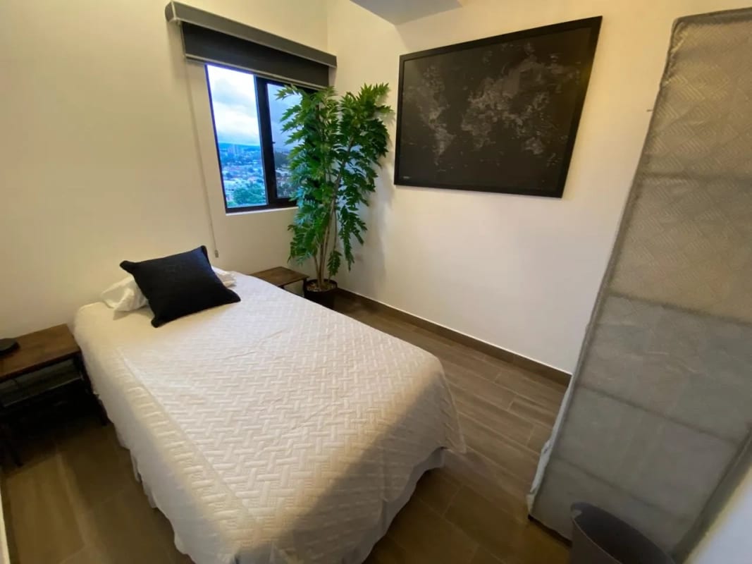 Apartamento amuebaldo en renta — Apartamento en Alquiler en Torre Once, Zona 11, Guatemala, Ciudad — foto 7 de 13