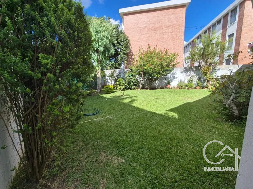 CASA en Venta - Zona 11 — Casa en Venta en Zona 11, Guatemala, Ciudad — foto 3 de 13