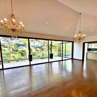 VENTA  O RENTA ESPECTACULAR CASA 4 HAB EL ENCANTO DE SAN ISIDRO ZONA 16 — Casa en Venta en Jardines de San Isidro, Zona 16, Guatemala, Ciudad — miniatura 1 de 6