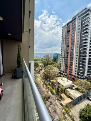 Apartamento en venta | 2 habitaciones | estudio | bodega | Vasanta z 10 — Apartamento en Venta en Vasanta, Zona 10, Guatemala, Ciudad — miniatura 4 de 12