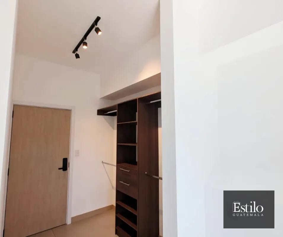 ALQUILER APARTAMENTO BONADIEZ ZONA 1O — Apartamento en Alquiler en Bonadiez, Zona 10, Guatemala, Ciudad — foto 10 de 13
