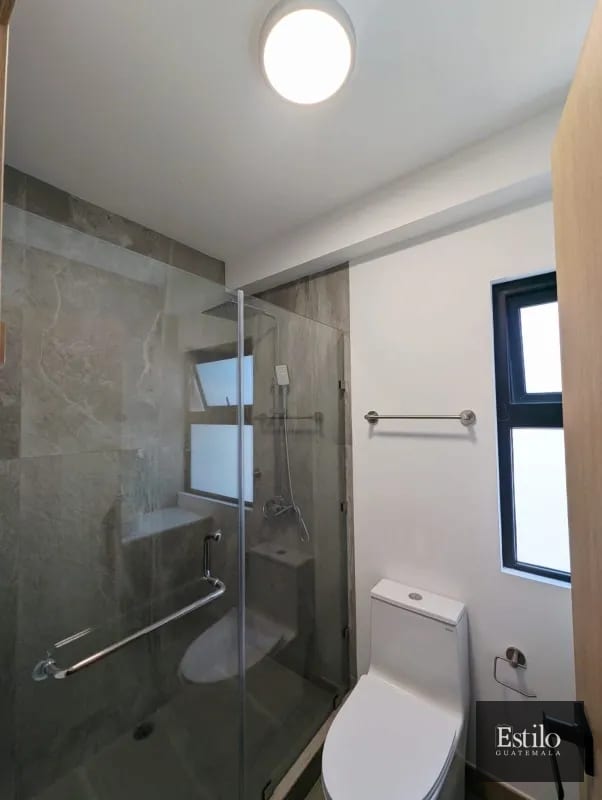 ALQUILER APARTAMENTO BONADIEZ ZONA 1O — Apartamento en Alquiler en Bonadiez, Zona 10, Guatemala, Ciudad — foto 4 de 13