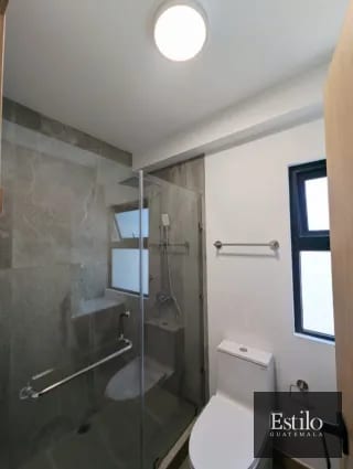 ALQUILER APARTAMENTO BONADIEZ ZONA 1O — Apartamento en Alquiler en Bonadiez, Zona 10, Guatemala, Ciudad — miniatura 4 de 13