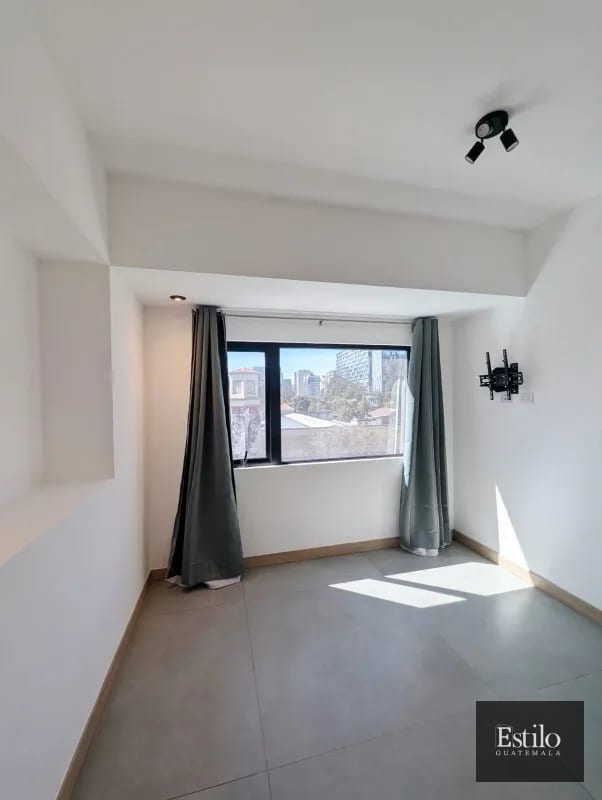 ALQUILER APARTAMENTO BONADIEZ ZONA 1O — Apartamento en Alquiler en Bonadiez, Zona 10, Guatemala, Ciudad — foto 3 de 13