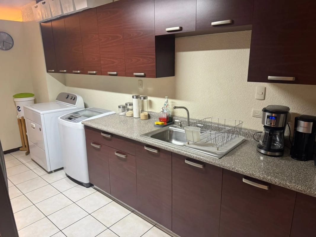 APARTAMENTO EN ALQUILER EN ZONA 16 VILLAS DE SAN ISIDRO — Apartamento en Alquiler en Zona 13, Guatemala, Ciudad — foto 5 de 14