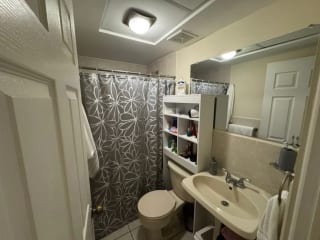 APARTAMENTO EN ALQUILER EN ZONA 16 VILLAS DE SAN ISIDRO — Apartamento en Alquiler en Zona 13, Guatemala, Ciudad — miniatura 3 de 14
