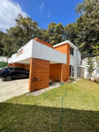 Casa en Venta Alamedas del Encinal Z.7 — Casa en Venta en Alameda del Encinal III, Zona 7 Mixco, Guatemala, Ciudad — miniatura 1 de 11