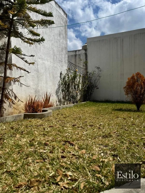 Casa en Venta Alamedas del Encinal Z.7 — Casa en Venta en Alameda del Encinal III, Zona 7 Mixco, Guatemala, Ciudad — foto 8 de 11
