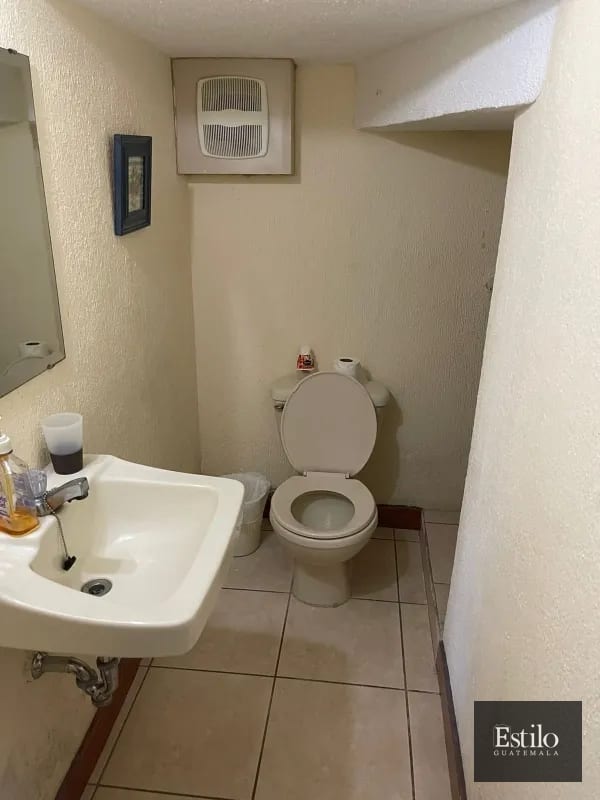 CASA EN VENTA ALAMEDAS DEL ENCINAL Z.7 — Casa en Venta en Alameda del Encinal III, Zona 7 Mixco, Guatemala, Ciudad — foto 6 de 11