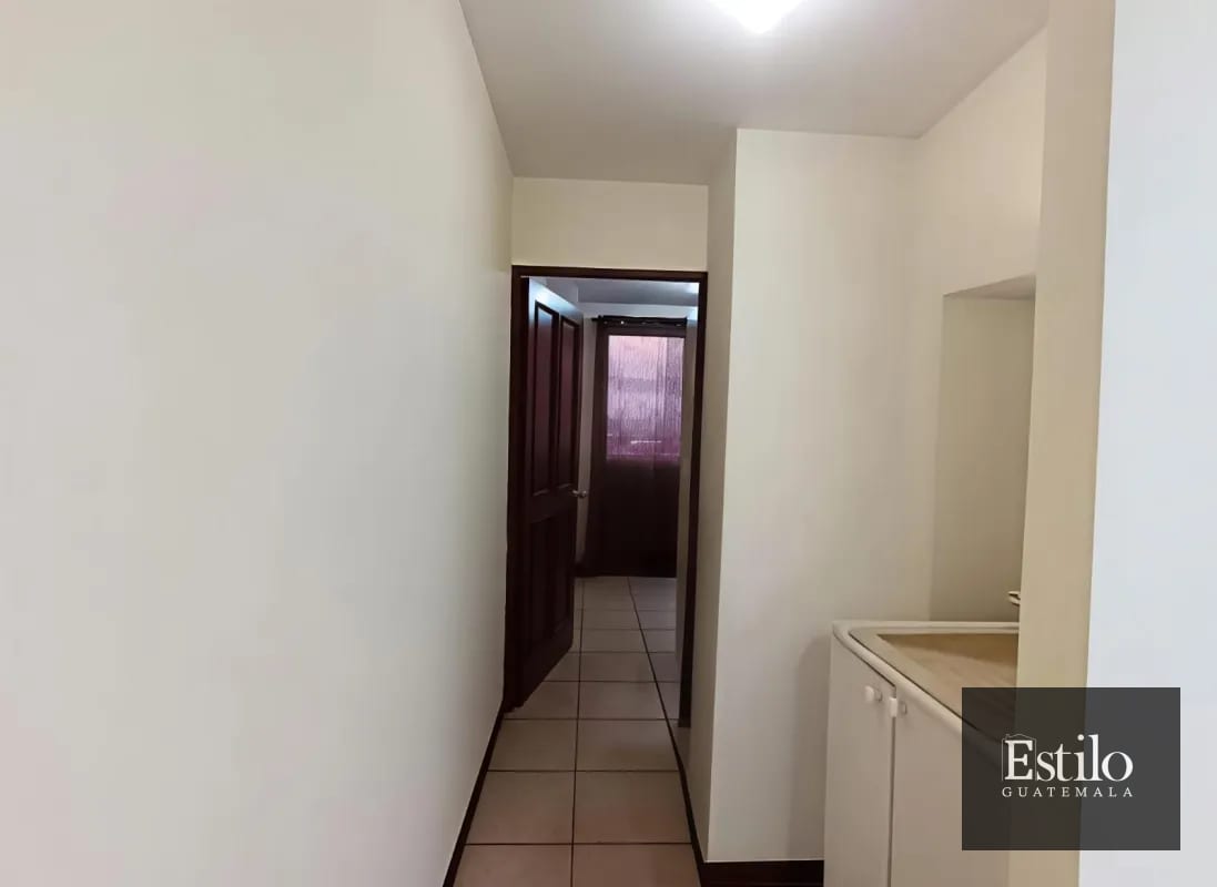 APARTAMENTO EN ALQUILER REAL DE LA VILLA Z.10 — Apartamento en Alquiler en Real de la Villa, Zona 10, Guatemala, Ciudad — foto 4 de 9