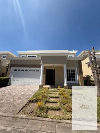 Casa En Venta Villas De Entreverdes — Casa en Venta en Villas de Entreverdes, Carretera a El Salvador, Guatemala, Ciudad — miniatura 1 de 9