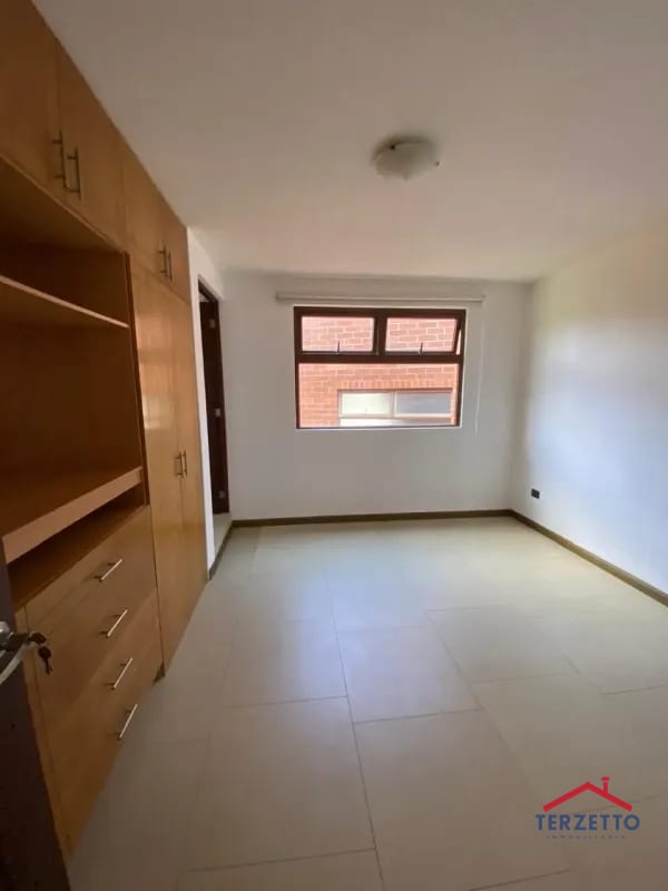 Aparatmento Zona 16 — Apartamento en Alquiler en Zona 16, Guatemala, Ciudad — foto 8 de 14