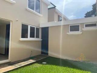 Casa | Venta | KM 16-20 CAES | Entrada Calle de Olmeca |  Casa en Venta Residenciales Santa Mónica - Ganga — Casa en Venta en km 16-20, Carretera a El Salvador, Guatemala, Ciudad — miniatura 6 de 9