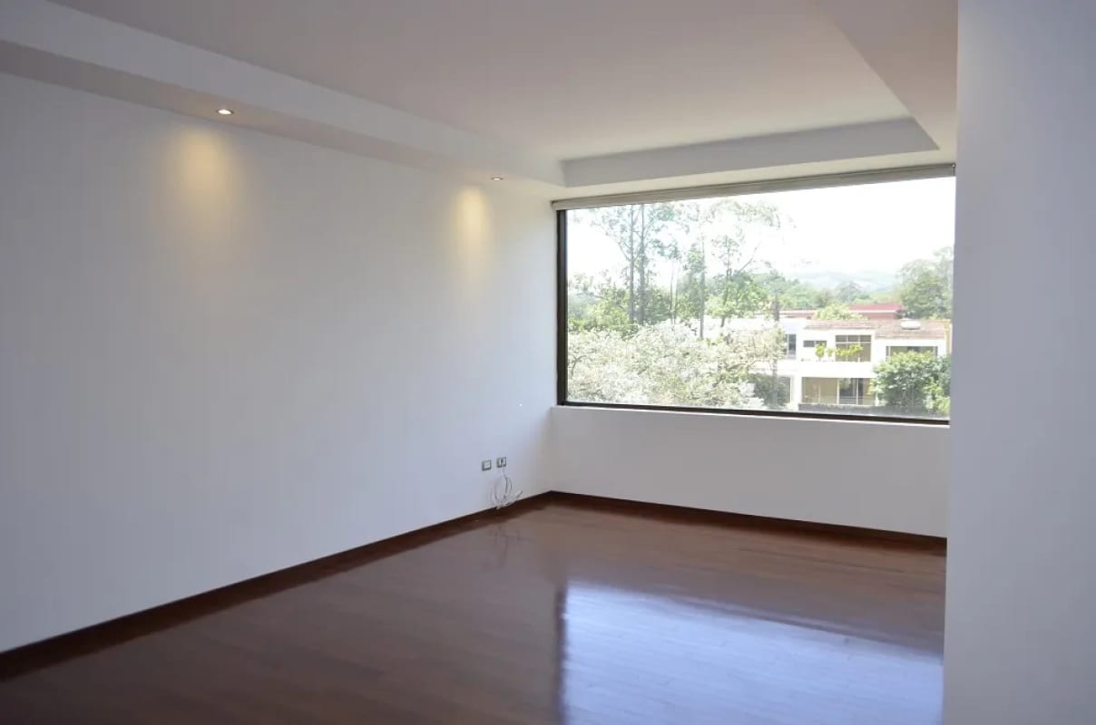 VENTA DE APARTAMENTO EN EDIFICIO TARRAGONA ZONA 15 — Apartamento en Venta en Tarragona, Zona 15, Guatemala, Ciudad — foto 10 de 16