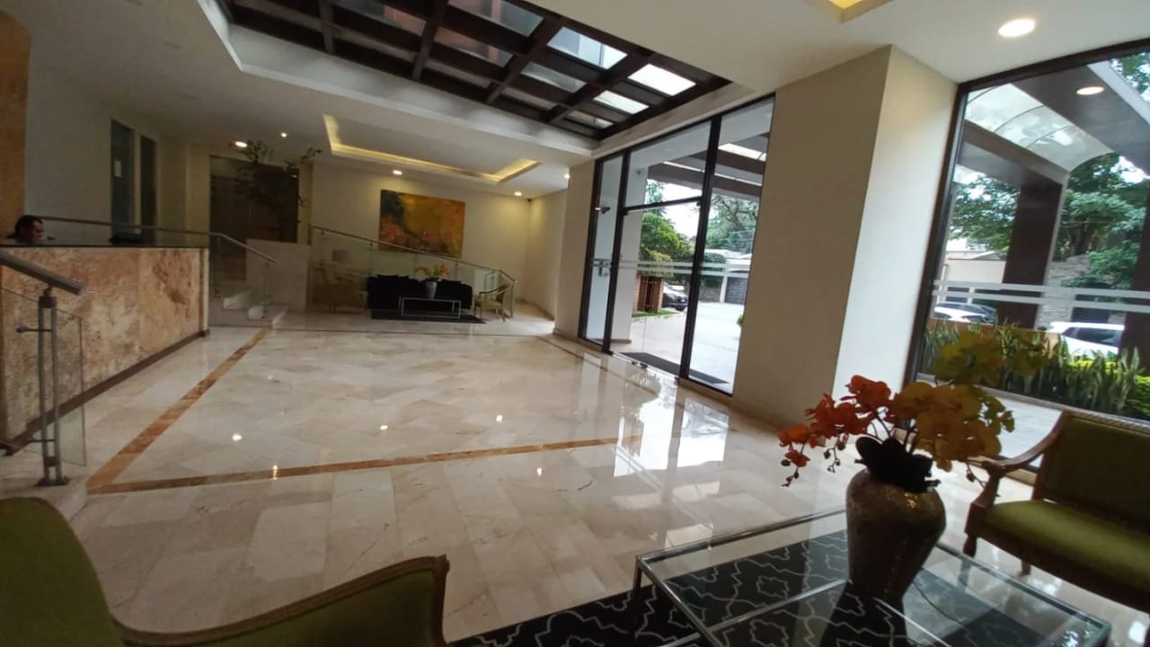VENTA DE APARTAMENTO EN EDIFICIO TARRAGONA ZONA 15 — Apartamento en Venta en Tarragona, Zona 15, Guatemala, Ciudad — foto 5 de 16
