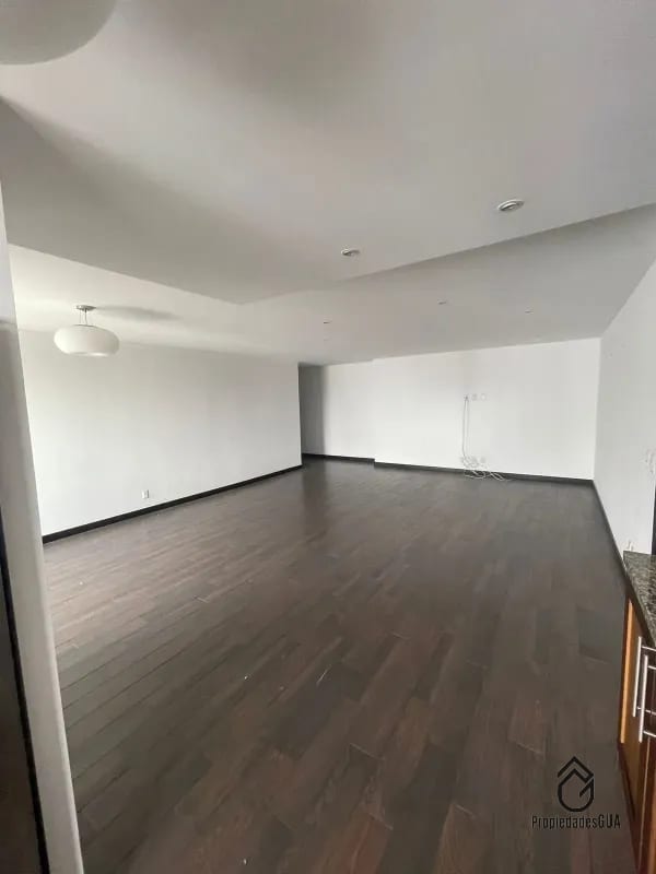 Apartamento en renta Attica II zona 14 — Apartamento en Alquiler en Zona 14, Guatemala, Ciudad — foto 1 de 11