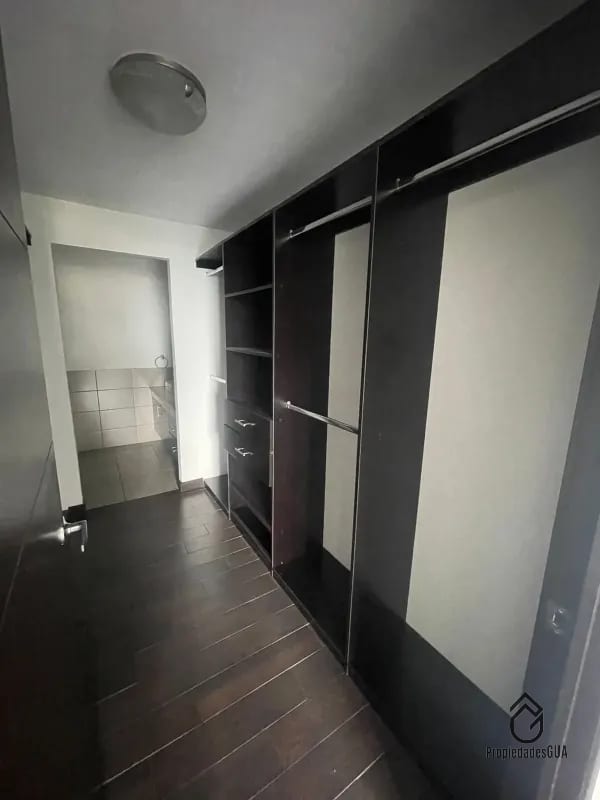 Apartamento en renta Attica II zona 14 — Apartamento en Alquiler en Zona 14, Guatemala, Ciudad — foto 5 de 11