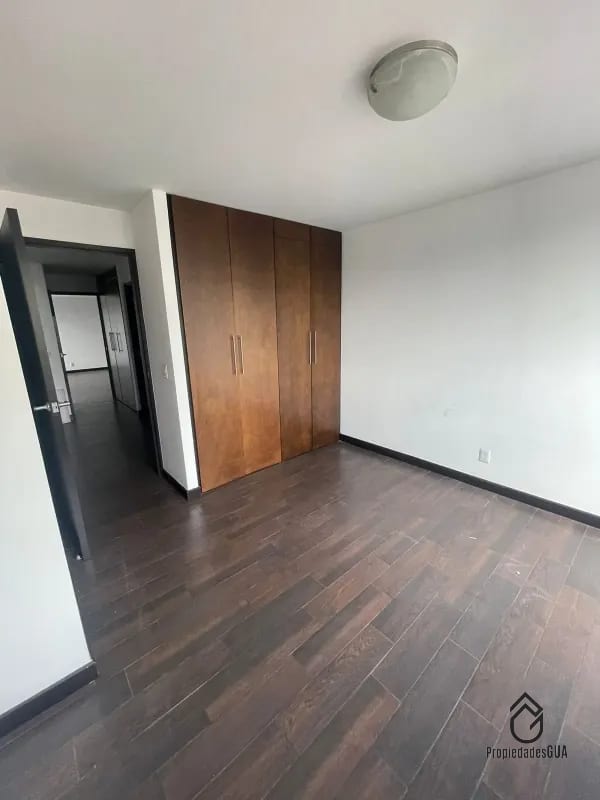 Apartamento en renta Attica II zona 14 — Apartamento en Alquiler en Zona 14, Guatemala, Ciudad — foto 4 de 11