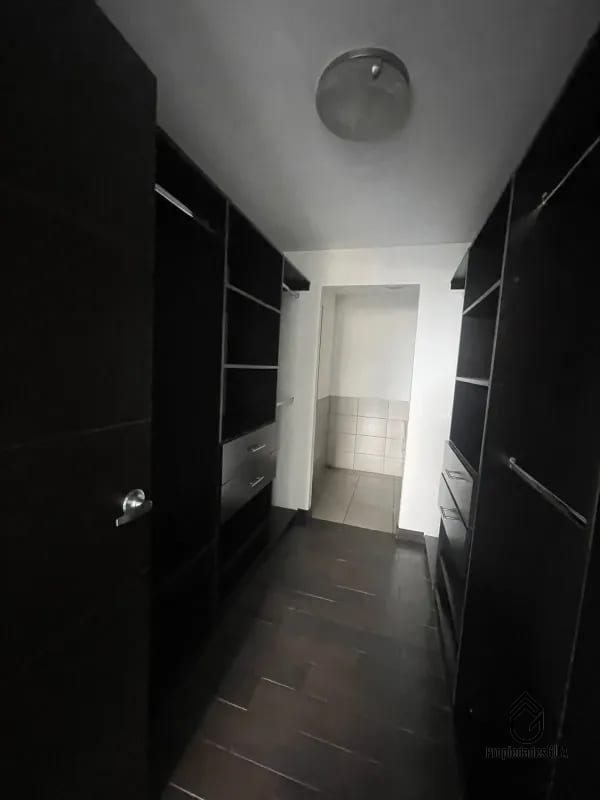 Apartamento en renta Attica II zona 14 — Apartamento en Alquiler en Zona 14, Guatemala, Ciudad — foto 2 de 11