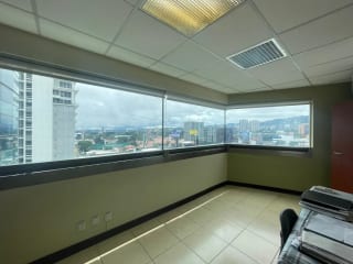 Oficina en Venta en Edificio Torino I, Zona 10 , Guatemala — Oficina en Venta en Torino, Zona 10, Guatemala, Ciudad — miniatura 7 de 9
