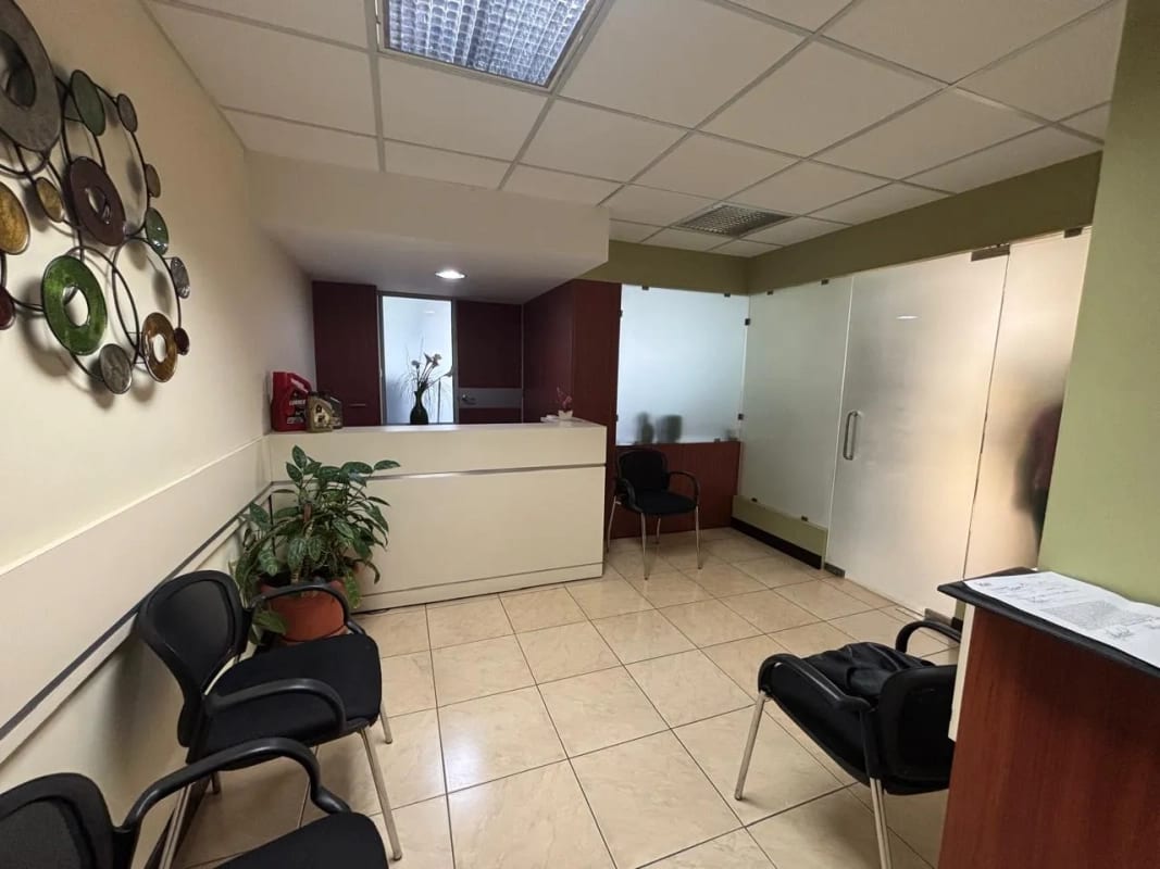 Oficina en Venta en Edificio Torino I, Zona 10 , Guatemala — Oficina en Venta en Torino, Zona 10, Guatemala, Ciudad — foto 4 de 9