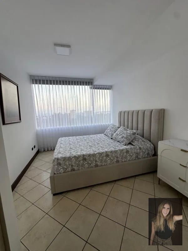 Apartamento amueblado Edificio Milenia zona 10 Oakland — Apartamento en Venta en Zona 10, Guatemala, Ciudad — foto 5 de 5