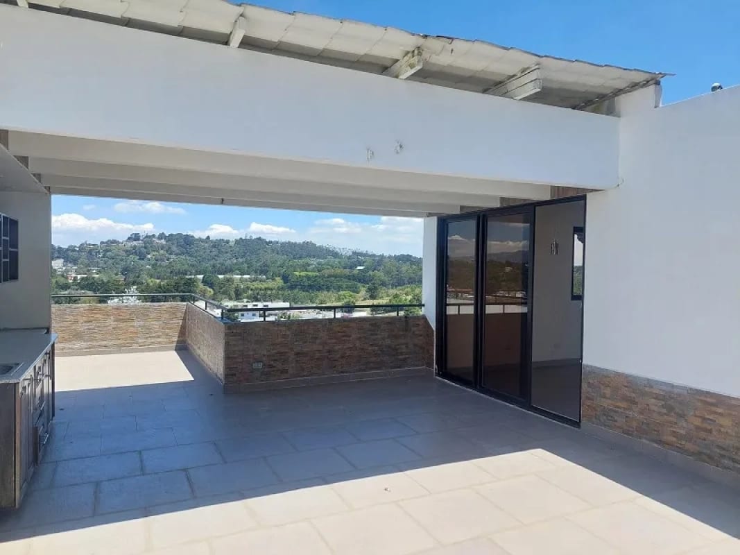 VENTA DE CASA EN SANTUARIA MUXBAL — Casa en Venta en Santuaria Muxbal, Muxbal, Guatemala, Ciudad — foto 3 de 17