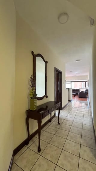 Apartamento amueblado en renta en zona 14 — Apartamento en Alquiler en Zona 14, Guatemala, Ciudad — miniatura 7 de 10