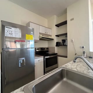 Apartamento amueblado en renta en zona 14 — Apartamento en Alquiler en Zona 14, Guatemala, Ciudad — miniatura 5 de 10