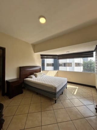 Apartamento amueblado en renta en zona 14 — Apartamento en Alquiler en Zona 14, Guatemala, Ciudad — miniatura 4 de 10