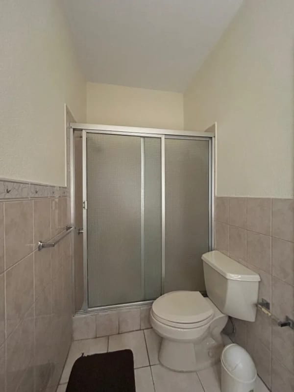 Apartamento amueblado en renta en zona 14 — Apartamento en Alquiler en Zona 14, Guatemala, Ciudad — foto 2 de 10