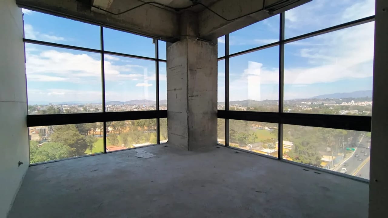Rento Nivel - Edificio Zona 10 — Clínica en Alquiler en Renovati, Zona 10, Guatemala, Ciudad — foto 1 de 6