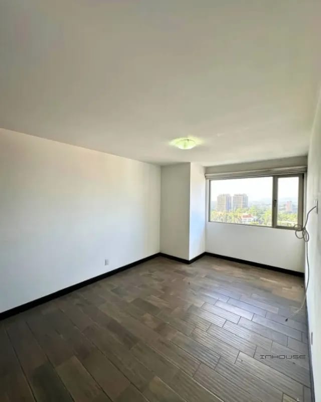 APARTAMENTO EN RENTA ZONA 10, NIVEL ALTO — Apartamento en Alquiler en Zona 10, Guatemala, Ciudad — foto 9 de 11