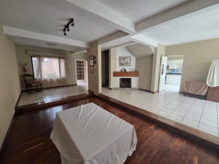 Amplia casa en Los Manantiales km 18 CAES — Casa en Venta en Carretera a El Salvador, Guatemala, Ciudad — miniatura 15 de 17
