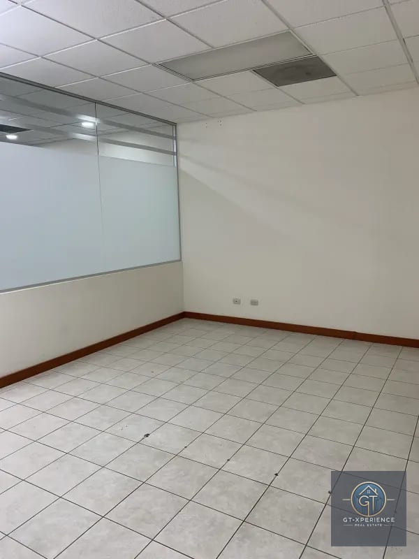 Oficina en renta en Centro Empresarial Pradera — Oficina en Alquiler en Centro Empresarial, Zona 10, Guatemala, Ciudad — foto 7 de 9