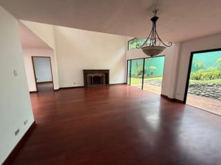 Preciosa casa en venta en Condominio la Encantada, km 12 Carretera El Salvador. — Casa en Venta en Carretera a El Salvador, Guatemala, Ciudad — miniatura 12 de 17