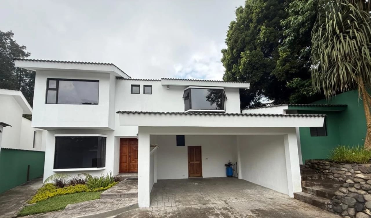Preciosa casa en venta en Condominio la Encantada, km 12 Carretera El Salvador. — Casa en Venta en Carretera a El Salvador, Guatemala, Ciudad — foto 2 de 17