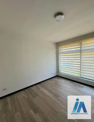 APARTAMENTO EN ALQUILER / VENTA📍 Edificio Nagano, Zona 16 — Apartamento en Alquiler en Zona 16, Guatemala, Ciudad — miniatura 8 de 13