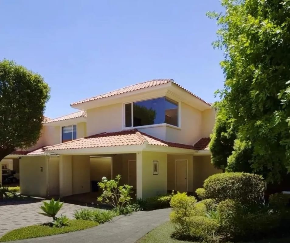 VENDO Casa Carretera a El Salvador, Condominio Portal del Bosque II — Casa en Venta en Portal del Bosque II, Carretera a El Salvador, Guatemala, Ciudad — foto 1 de 15