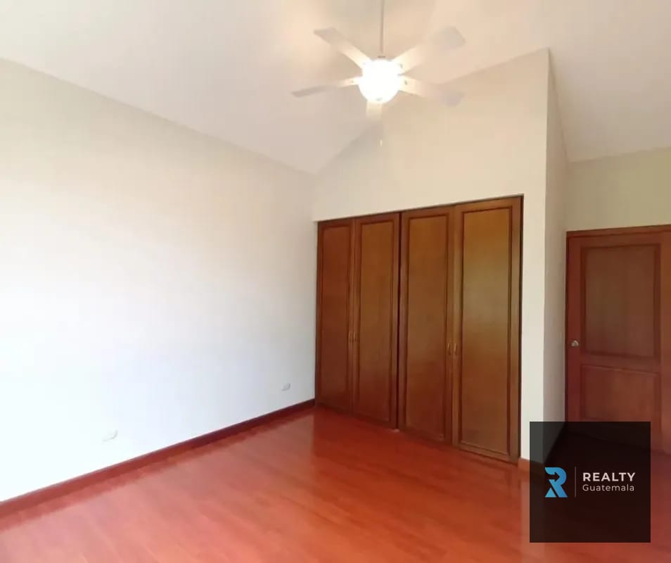 VENDO Casa Carretera a El Salvador, Condominio Portal del Bosque II — Casa en Venta en Portal del Bosque II, Carretera a El Salvador, Guatemala, Ciudad — foto 5 de 15
