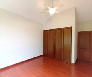 VENDO Casa Carretera a El Salvador, Condominio Portal del Bosque II — Casa en Venta en Portal del Bosque II, Carretera a El Salvador, Guatemala, Ciudad — miniatura 5 de 15
