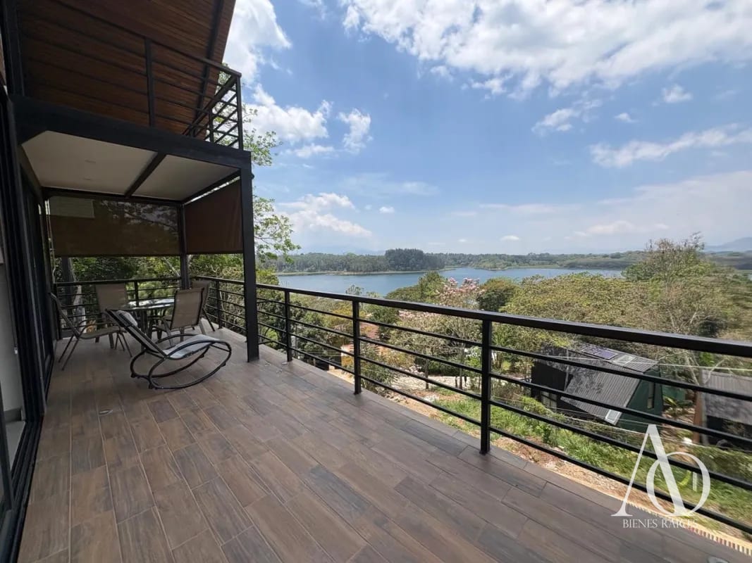 Casa en Venta en Laguna del Pino / EN DIRECTO — Casa en Venta en Laguna del Pino, Barberena, Santa Rosa — foto 1 de 12