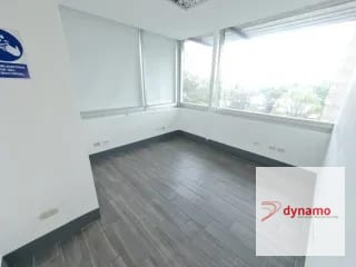 Amplia oficina en Renta, Zona 15 Vista Hermosa II — Oficina en Alquiler en Zona 15, Guatemala, Ciudad — miniatura 4 de 11