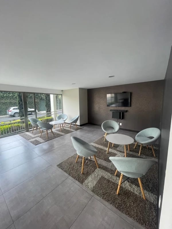 APARTAMENTO CON TERRAZA Y BALCON EN RENTA EN ZONA 10 EDIFICIO VERONA 3 HABITACIONES — Apartamento en Alquiler en Zona 10, Guatemala, Ciudad — foto 5 de 17