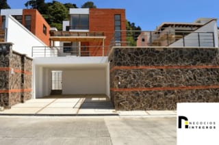 CASA EN RENTA CONDOMINIO ALTO VALLE CAES KM 12.5 4 HABITACIONES — Casa en Alquiler en Carretera a El Salvador, Guatemala, Ciudad — miniatura 1 de 15