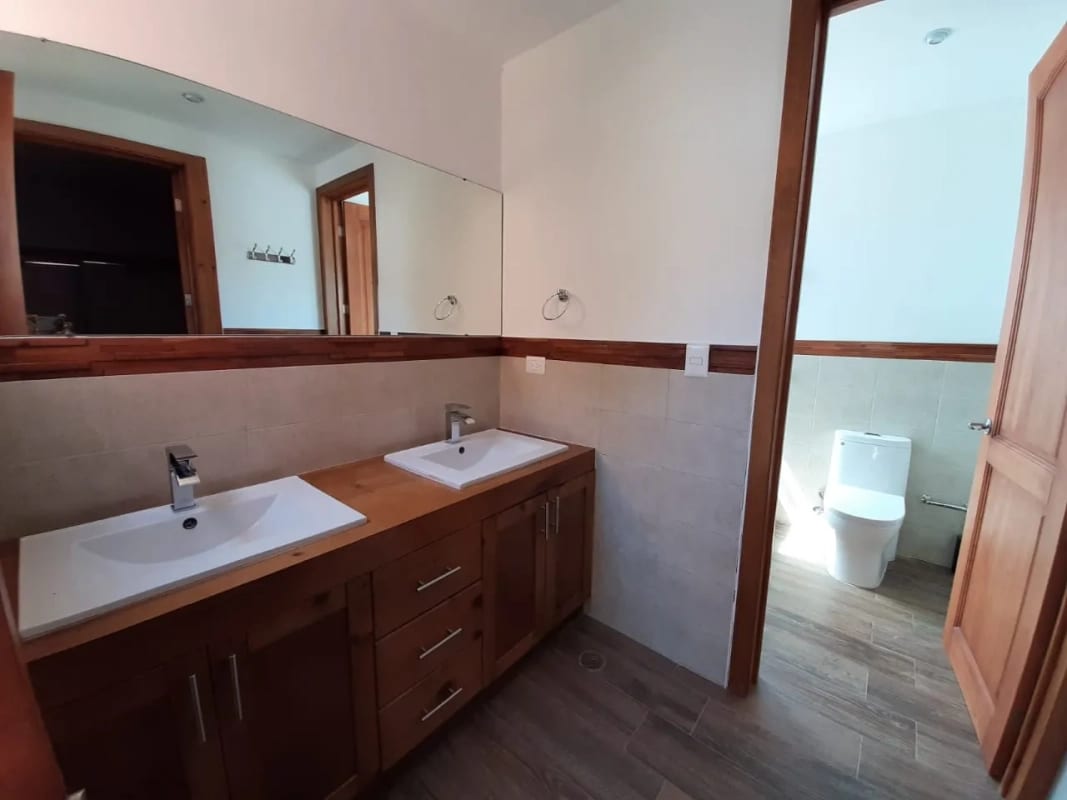 CASA EN RENTA CONDOMINIO ALTO VALLE CAES KM 12.5 4 HABITACIONES — Casa en Alquiler en Carretera a El Salvador, Guatemala, Ciudad — foto 8 de 15