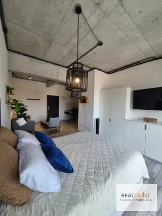 APARTAMENTO AMUEBLADO Y EQUIPADO  EN EL CORAZON DE ZONA 4 — Apartamento en Alquiler en Zona 4, Guatemala, Ciudad — miniatura 3 de 7
