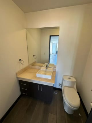 Apartamento en RENTA zona 10 — Apartamento en Alquiler en Verona, Zona 10, Guatemala, Ciudad — miniatura 12 de 13